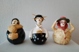 Kleines Keramikfiguren-Trio Kleines Keramikfiguren-Trio